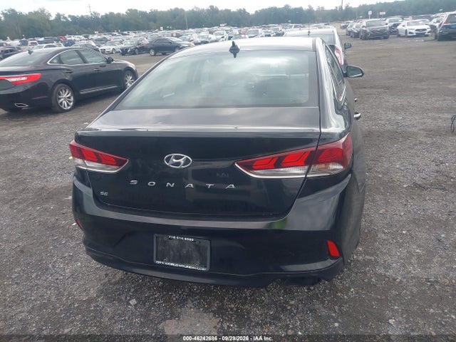46242686 :رقم المزاد ، 5NPE24AF7JH688867 vin ، 2018 Hyundai Sonata Se مزاد بيع