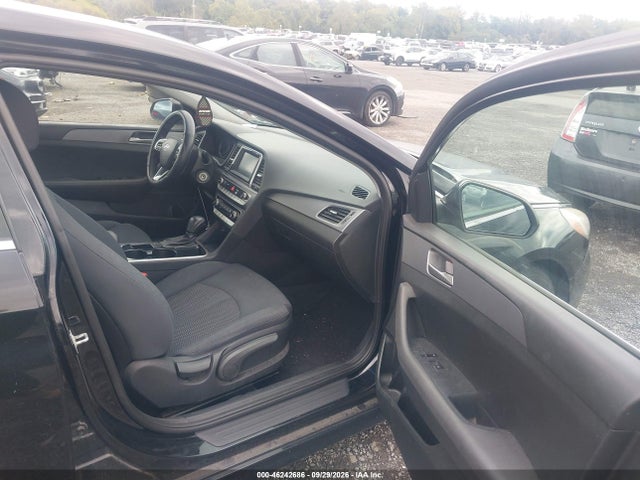 46242686 :رقم المزاد ، 5NPE24AF7JH688867 vin ، 2018 Hyundai Sonata Se مزاد بيع