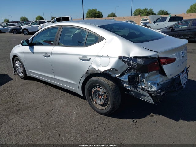 Продажа на аукционе авто 2019 Hyundai Elantra Se, vin: 5NPD74LF0KH413191, номер лота: 46242688