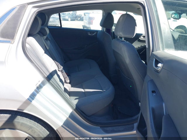 KMHC75LC9NU266320 Hyundai Ioniq Hybrid Se
