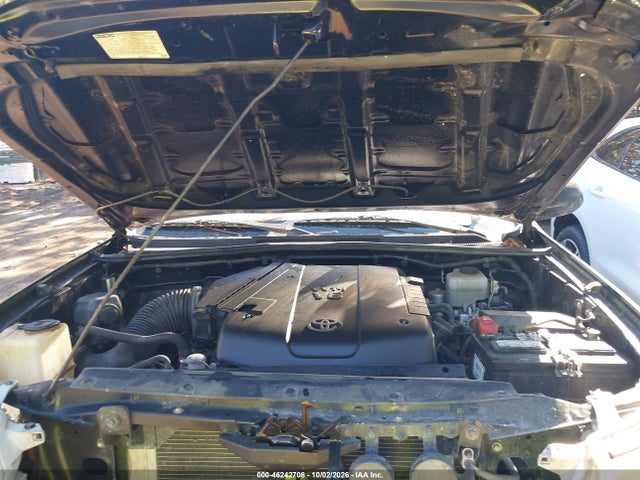 46242708 :رقم المزاد ، 3TMLU4EN8FM189533 vin ، 2015 Toyota Tacoma Base V6 مزاد بيع
