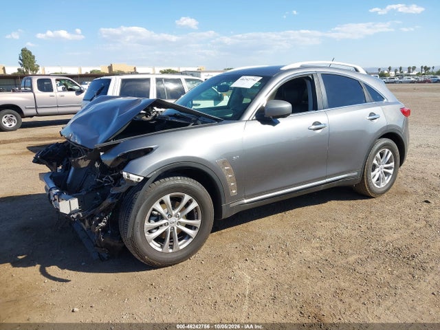 Infiniti QX70 2016 JN8CS1MW8GM751799 Image 2