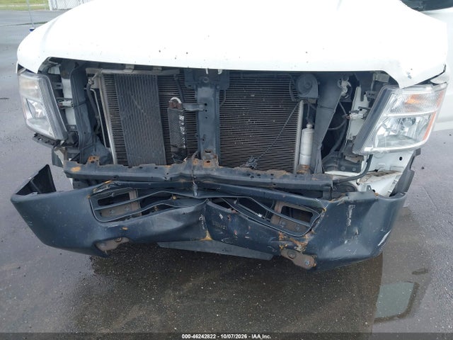 46242822 :رقم المزاد ، 1N6BF0KY6JN813838 vin ، 2018 Nissan Nv Cargo Nv2500 Hd Sv V6 مزاد بيع