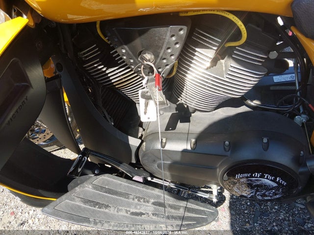 46242837 :رقم المزاد ، 5VPKW36N7D3017749 vin ، 2013 Victory Motorcycles Cness Cross Country مزاد بيع