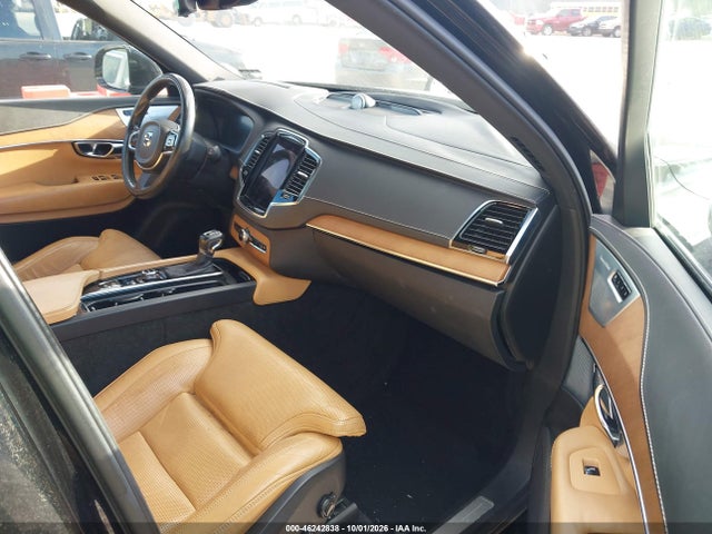 Продаж на аукціоні авто 2016 Volvo Xc90 T6 First Edition, vin: YV4A22PN2G1002989, номер лоту: 46242838