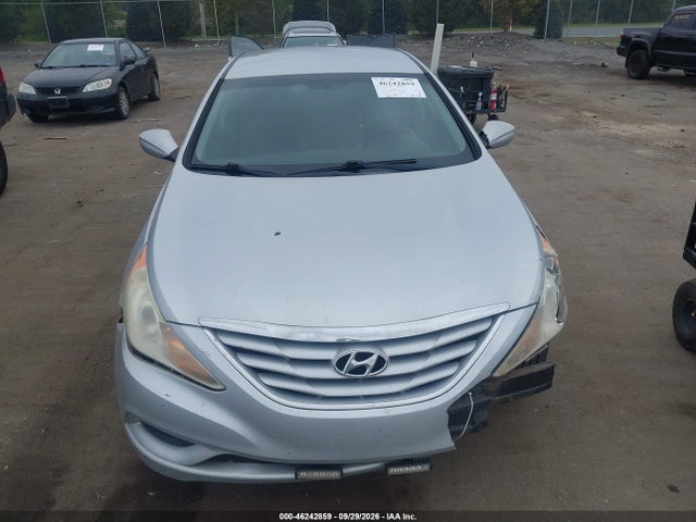 46242859 :رقم المزاد ، 5NPEB4AC2BH170284 vin ، 2011 Hyundai Sonata Gls مزاد بيع