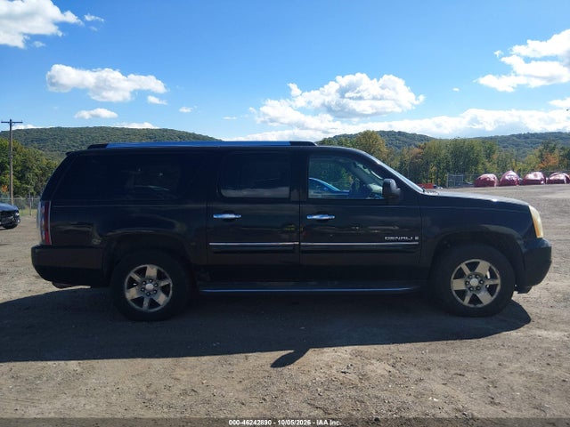 46242890 :رقم المزاد ، 1GKFK66837J308616 vin ، 2007 Gmc Yukon Xl Denali مزاد بيع