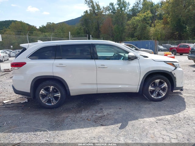 Продажа на аукционе авто 2018 Toyota Highlander Limited Platinum, vin: 5TDDZRFH1JS491864, номер лота: 46242898