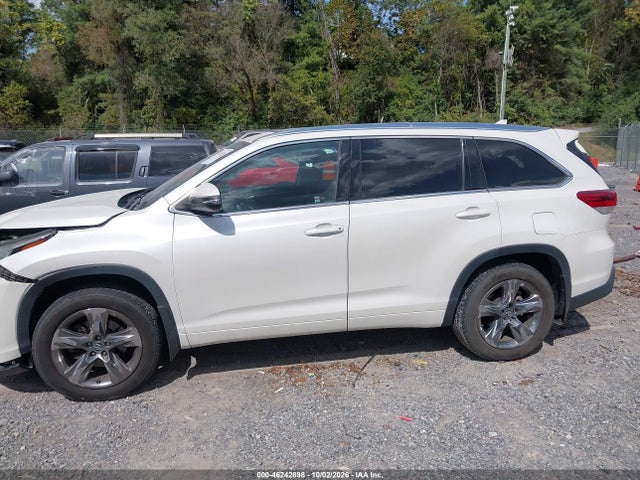 Продажа на аукционе авто 2018 Toyota Highlander Limited Platinum, vin: 5TDDZRFH1JS491864, номер лота: 46242898