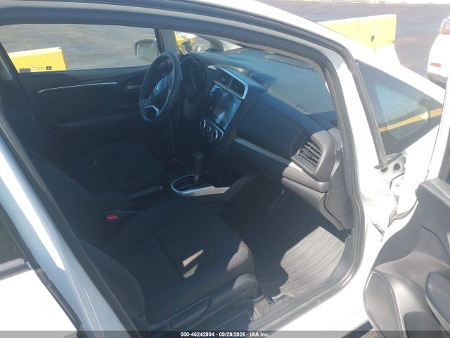 46242904 :رقم المزاد ، 3HGGK5H89JM723877 vin ، 2018 Honda Fit Ex مزاد بيع