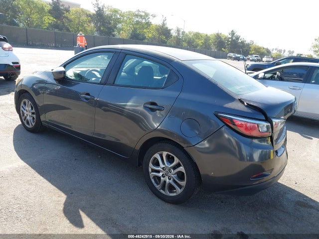 Scion IA 2016 3MYDLBZV9GY118018 Image 3