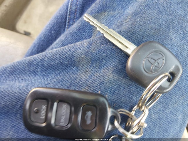Продажа на аукционе авто 2004 Toyota Camry Xle, vin: 4T1BE30K44U858515, номер лота: 46242918