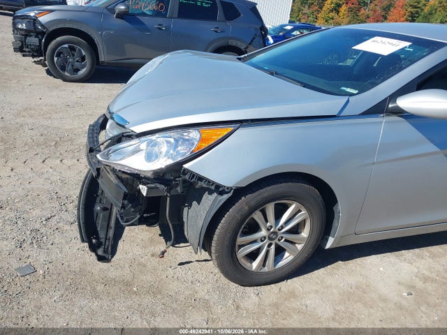 46242941 :رقم المزاد ، 5NPEB4AC0DH684413 vin ، 2013 Hyundai Sonata Gls مزاد بيع