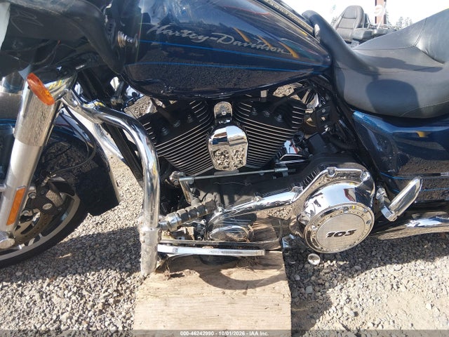 2013 Harley-davidson Fltrx Road Glide Custom მანქანა იყიდება აუქციონზე, vin: 1HD1KHM10DB676375, აუქციონის ნომერი: 46242990