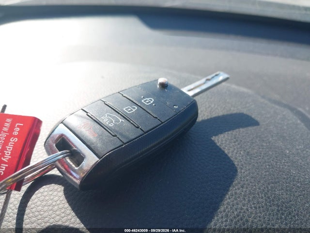Продаж на аукціоні авто 2016 Kia Soul, vin: KNDJN2A28G7262660, номер лоту: 46243009