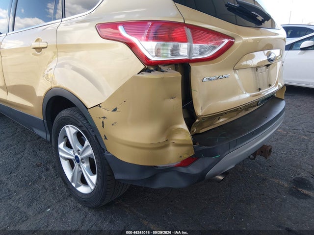 Aukcja sprzedaży 2015 Ford Escape Se, vin: 1FMCU9G97FUB72940, numer aukcji: 46243018