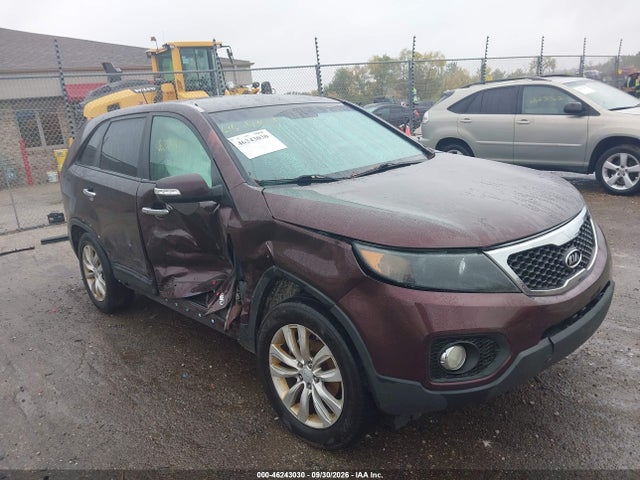 2011 Kia Sorento Ex მანქანა იყიდება აუქციონზე, vin: 5XYKUCA12BG007812, აუქციონის ნომერი: 46243030