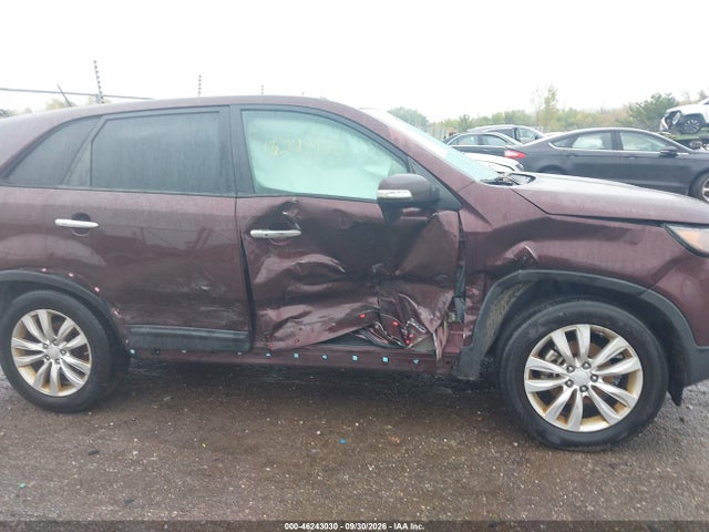 2011 Kia Sorento Ex მანქანა იყიდება აუქციონზე, vin: 5XYKUCA12BG007812, აუქციონის ნომერი: 46243030