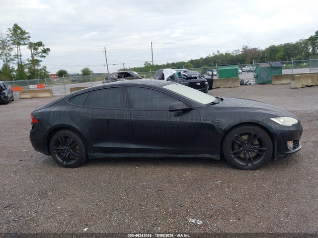 Tesla Model S 60d/70d/75d/85d/90d 2016 5YJSA1E23GF114298 Image 13