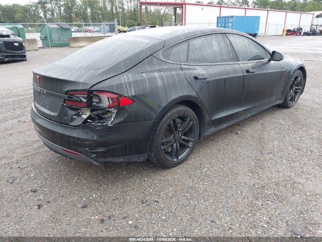 Tesla Model S 60d/70d/75d/85d/90d 2016 5YJSA1E23GF114298 Image 4