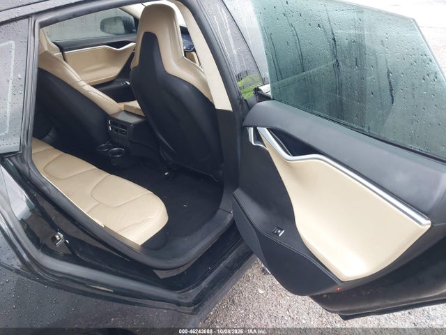 Tesla Model S 60d/70d/75d/85d/90d 2016 5YJSA1E23GF114298 Image 8