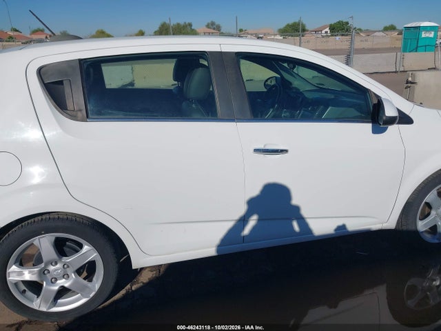 Chevrolet Sonic Ltz Auto 2016 1G1JE6SB3G4149764 Image 14
