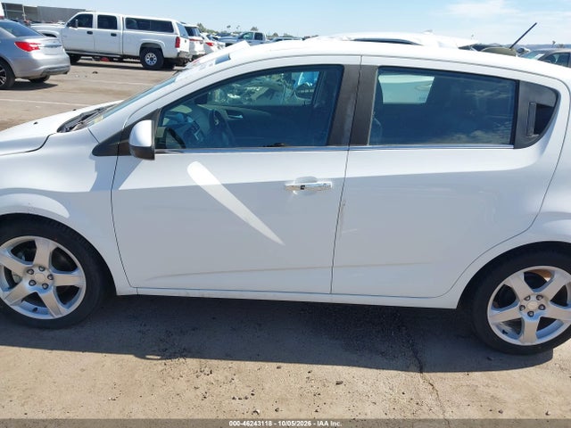 Chevrolet Sonic Ltz Auto 2016 1G1JE6SB3G4149764 Image 15