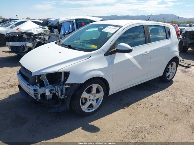 Chevrolet Sonic Ltz Auto 2016 1G1JE6SB3G4149764 Image 2
