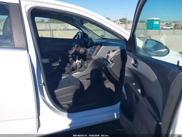 Chevrolet Sonic Ltz Auto 2016 1G1JE6SB3G4149764 Image 5