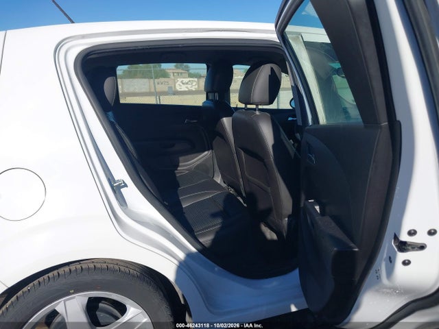 Chevrolet Sonic Ltz Auto 2016 1G1JE6SB3G4149764 Image 8