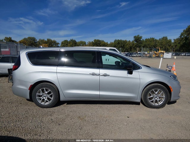 2024 Chrysler Pacifica Touring L მანქანა იყიდება აუქციონზე, vin: 2C4RC1BG8RR132747, აუქციონის ნომერი: 46243123