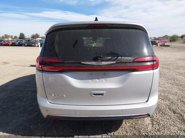 2024 Chrysler Pacifica Touring L მანქანა იყიდება აუქციონზე, vin: 2C4RC1BG8RR132747, აუქციონის ნომერი: 46243123