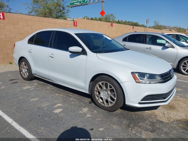 2017 Volkswagen Jetta 1.4t S მანქანა იყიდება აუქციონზე, vin: 3VW2B7AJ0HM382569, აუქციონის ნომერი: 46243130