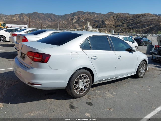 2017 Volkswagen Jetta 1.4t S მანქანა იყიდება აუქციონზე, vin: 3VW2B7AJ0HM382569, აუქციონის ნომერი: 46243130