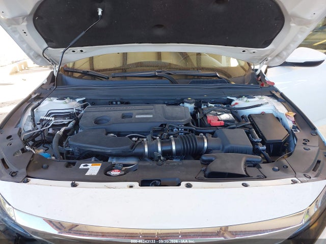 1HGCV2F92JA005827 Honda Accord Touring 2.0t