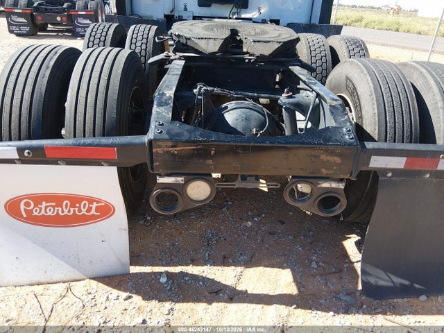 Продаж на аукціоні авто 2018 Peterbilt 579, vin: 1XPBDP9X0JD462217, номер лоту: 46243147