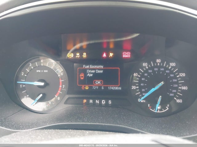 2015 Ford Fusion Se მანქანა იყიდება აუქციონზე, vin: 3FA6P0H9XFR235092, აუქციონის ნომერი: 46243170