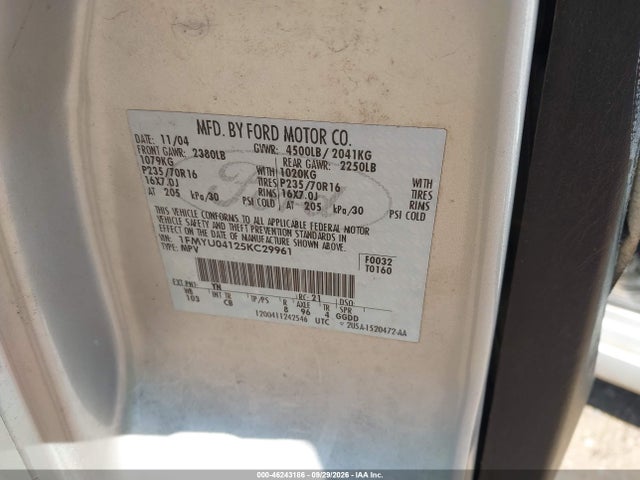 46243186 :رقم المزاد ، 1FMYU04125KC29961 vin ، 2005 Ford Escape Limited مزاد بيع