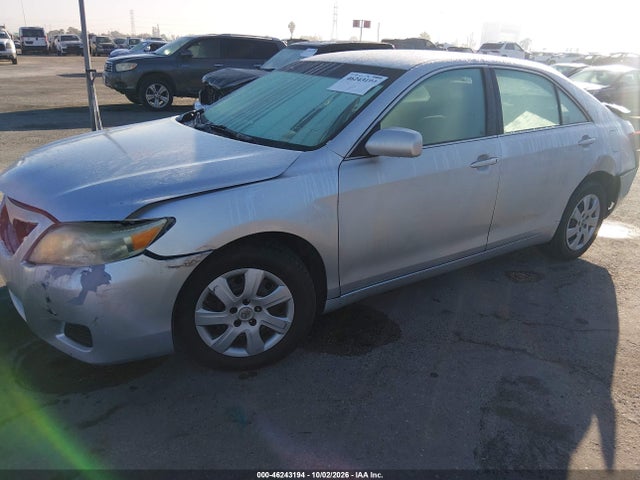 2010 Toyota Camry Le მანქანა იყიდება აუქციონზე, vin: 4T1BF3EK8AU080883, აუქციონის ნომერი: 46243194