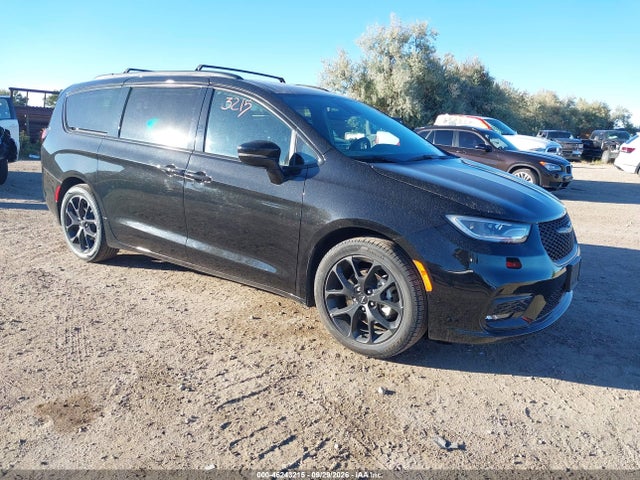 Продажа на аукционе авто 2025 Chrysler Pacifica Limited, vin: 2C4RC1GGXSR514714, номер лота: 46243215