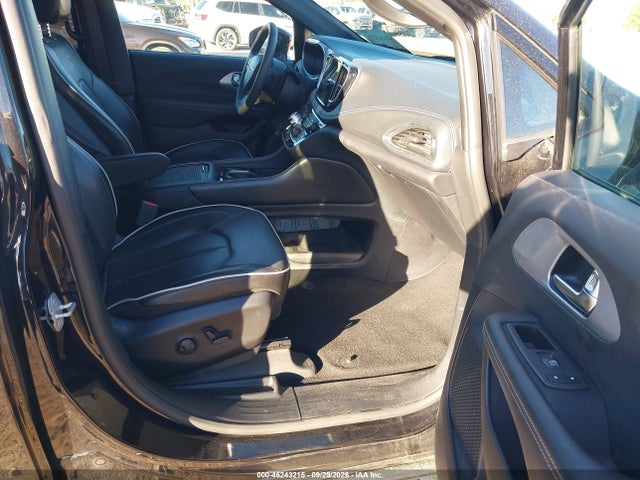 Продажа на аукционе авто 2025 Chrysler Pacifica Limited, vin: 2C4RC1GGXSR514714, номер лота: 46243215