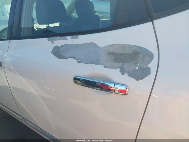 2014 Nissan Rogue Select S მანქანა იყიდება აუქციონზე, vin: JN8AS5MT9EW613999, აუქციონის ნომერი: 46243232