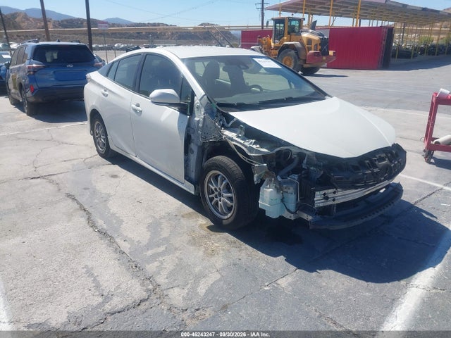 Auction sale of the 2017 Toyota Prius Three, vin: JTDKARFU4H3036854, lot number: 46243247