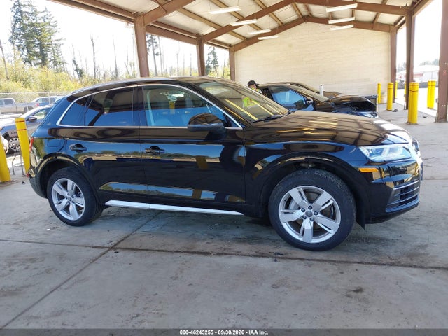 WA1BNAFY3J2012317 Audi Q5 2.0t Premium/2.0t Tech Premium