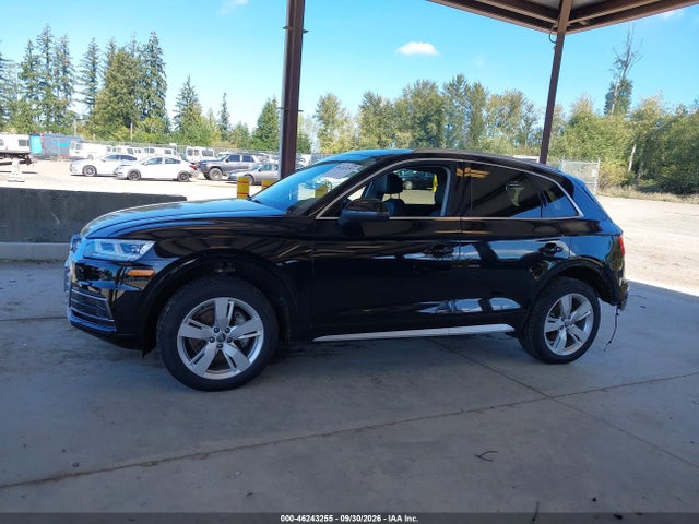 WA1BNAFY3J2012317 Audi Q5 2.0t Premium/2.0t Tech Premium