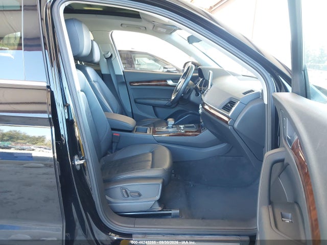 WA1BNAFY3J2012317 Audi Q5 2.0t Premium/2.0t Tech Premium