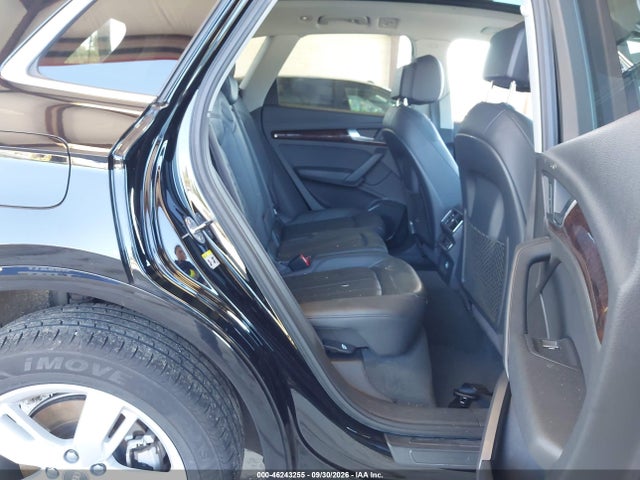 WA1BNAFY3J2012317 Audi Q5 2.0t Premium/2.0t Tech Premium