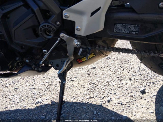 46243263 :رقم المزاد ، JKAEXEK12HDA06159 vin ، 2017 Kawasaki Ex650 F مزاد بيع