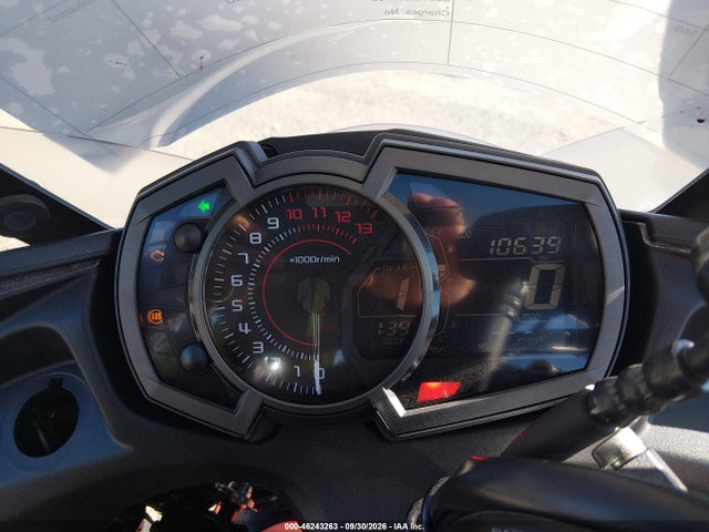 46243263 :رقم المزاد ، JKAEXEK12HDA06159 vin ، 2017 Kawasaki Ex650 F مزاد بيع