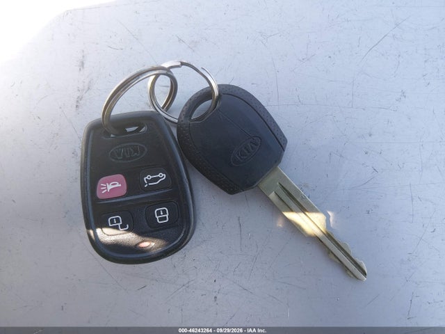 Продажа на аукционе авто 2005 Kia Sorento Ex/lx, vin: KNDJD733755413597, номер лота: 46243264